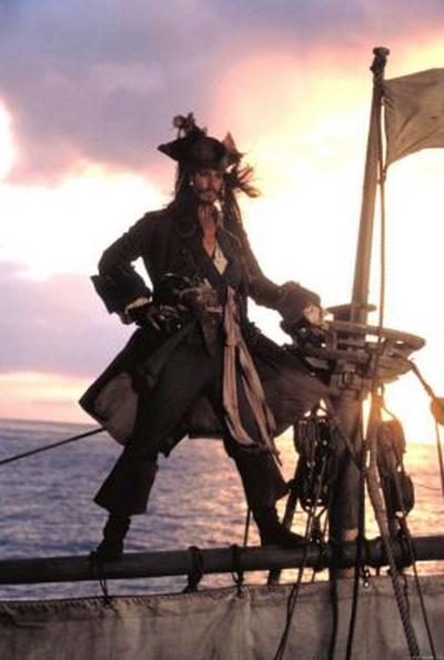 b2ap3_thumbnail_sailing-pirates-of-the-caribbean.jpg